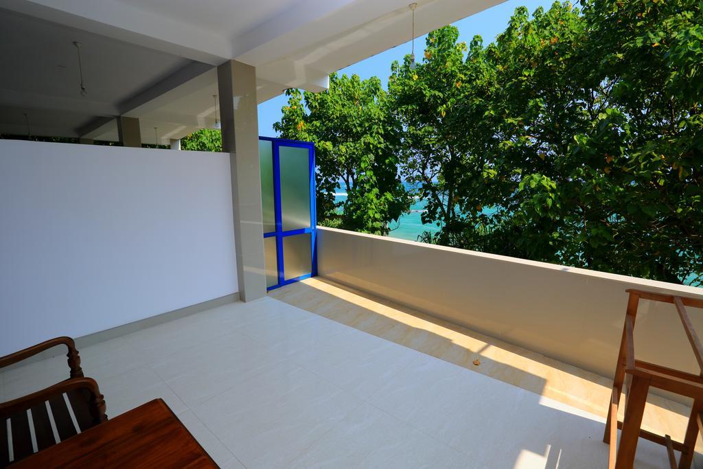 Paradise Beach Resort & Diving School Mirissa Rum bild